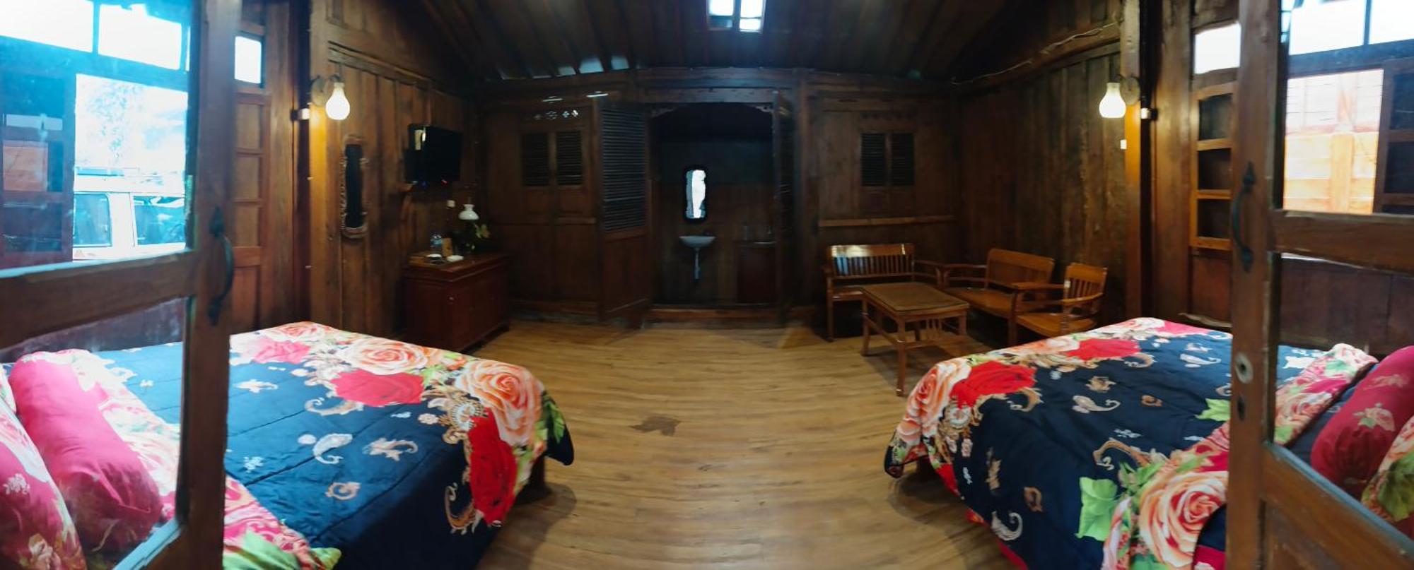 Omah Kayu Bromo Villa Ngadisari Buitenkant foto