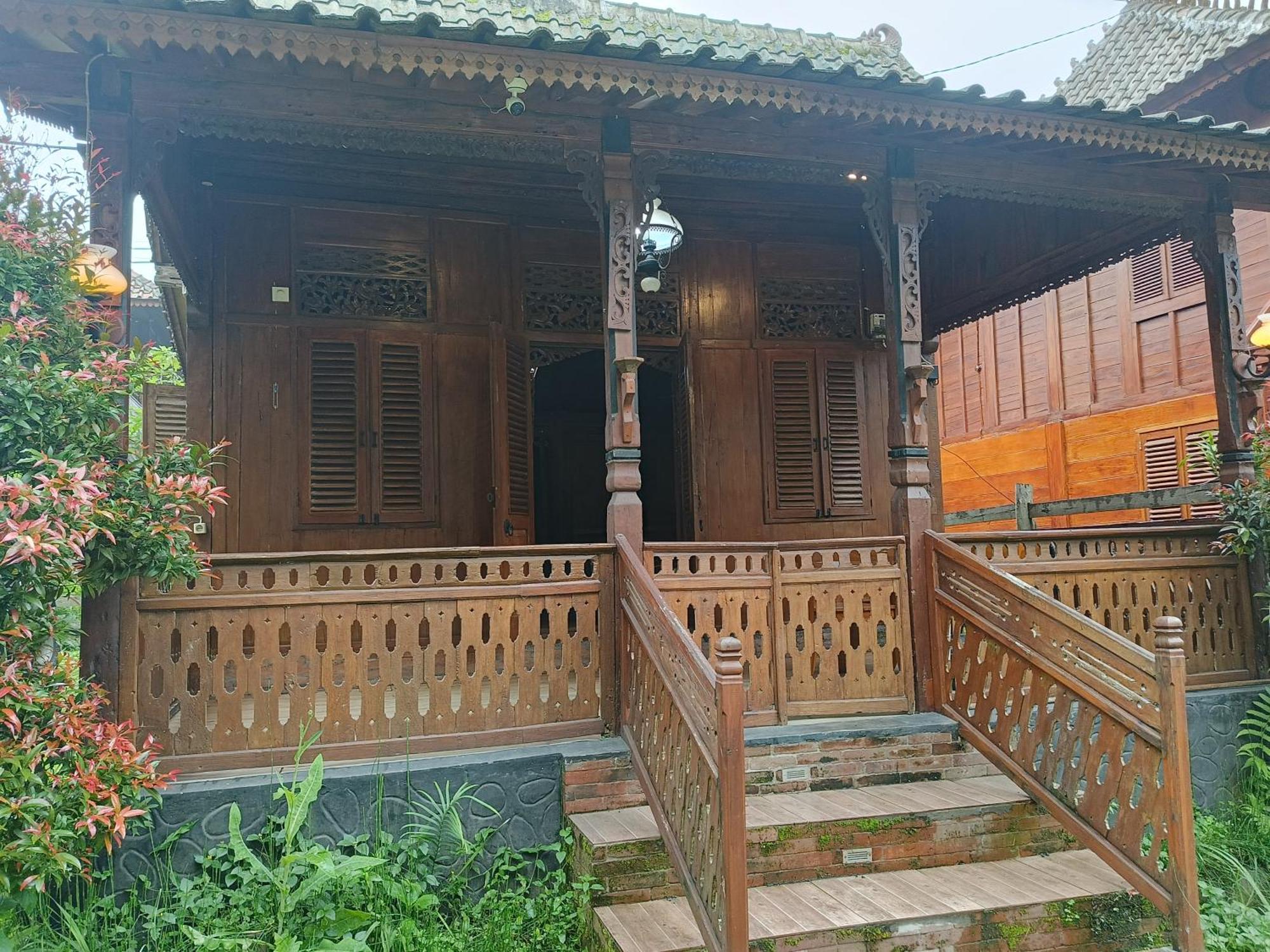 Omah Kayu Bromo Villa Ngadisari Buitenkant foto
