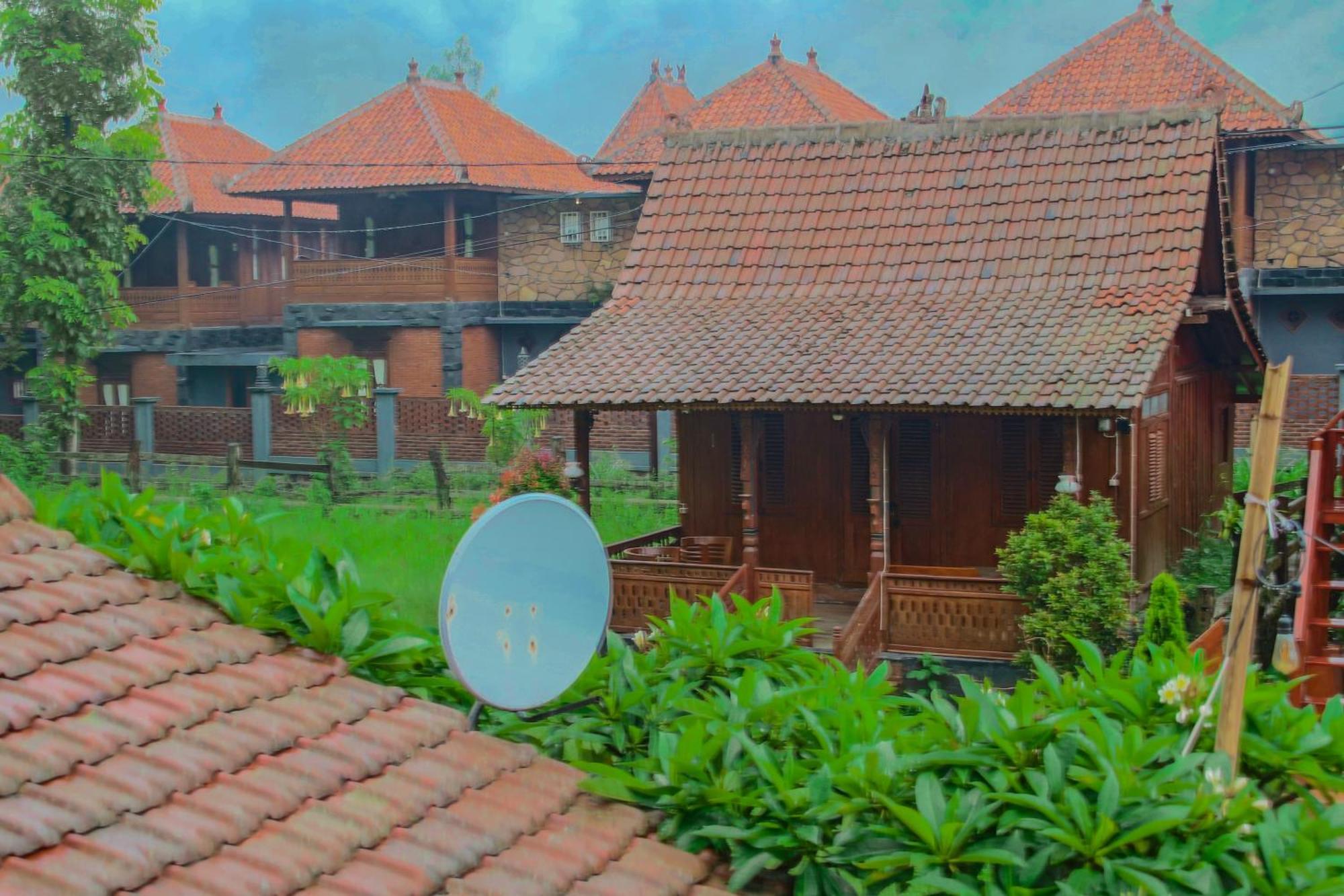 Omah Kayu Bromo Villa Ngadisari Buitenkant foto