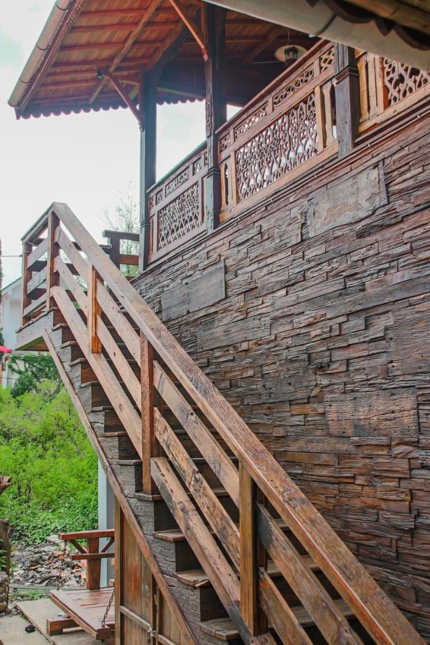 Omah Kayu Bromo Villa Ngadisari Buitenkant foto